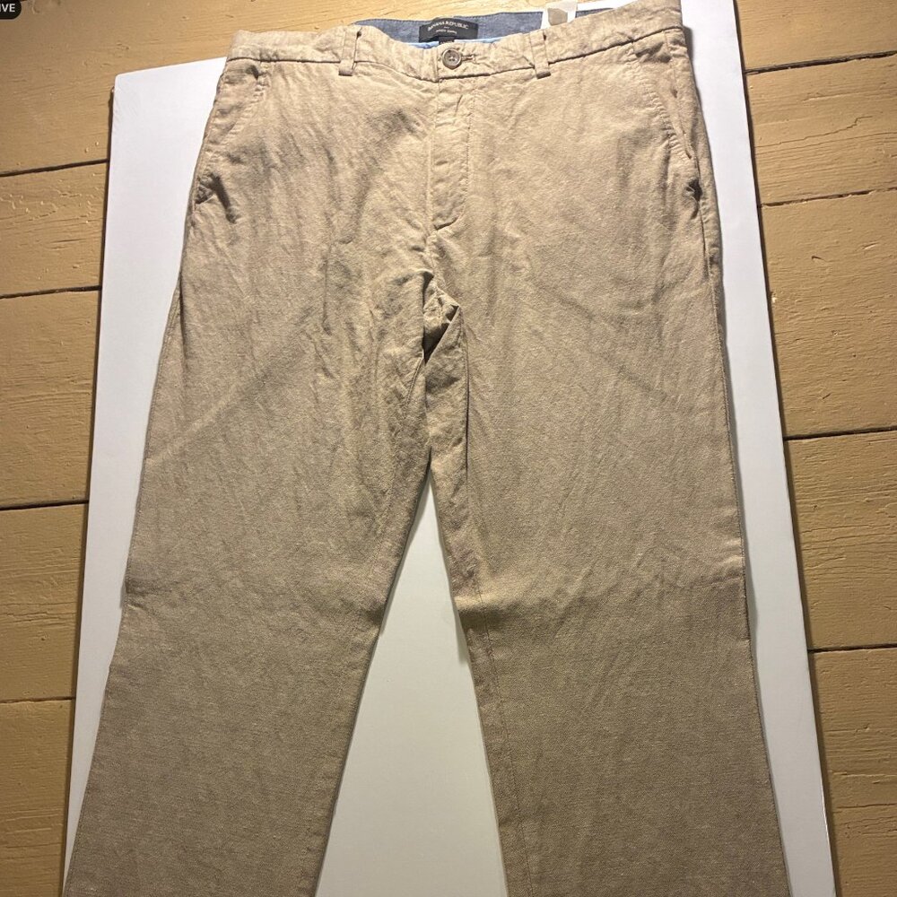 Chinos